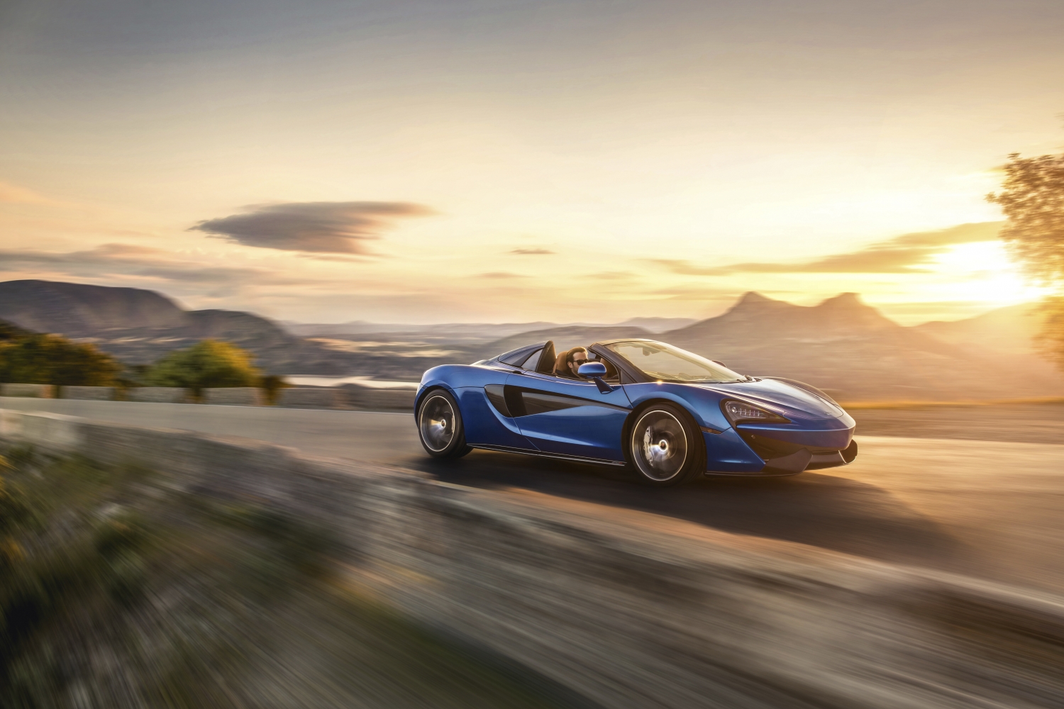 McLaren 570S Spider: a convertible without compromise