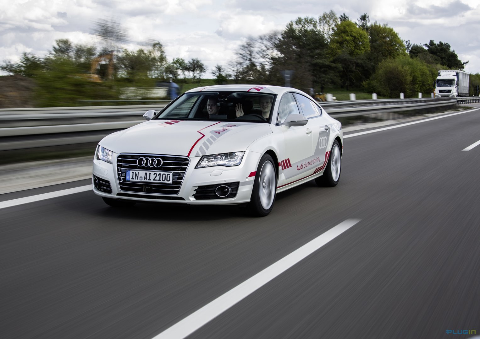 A look into the future: Audi customers experience piloted driving on the A9 autobahn