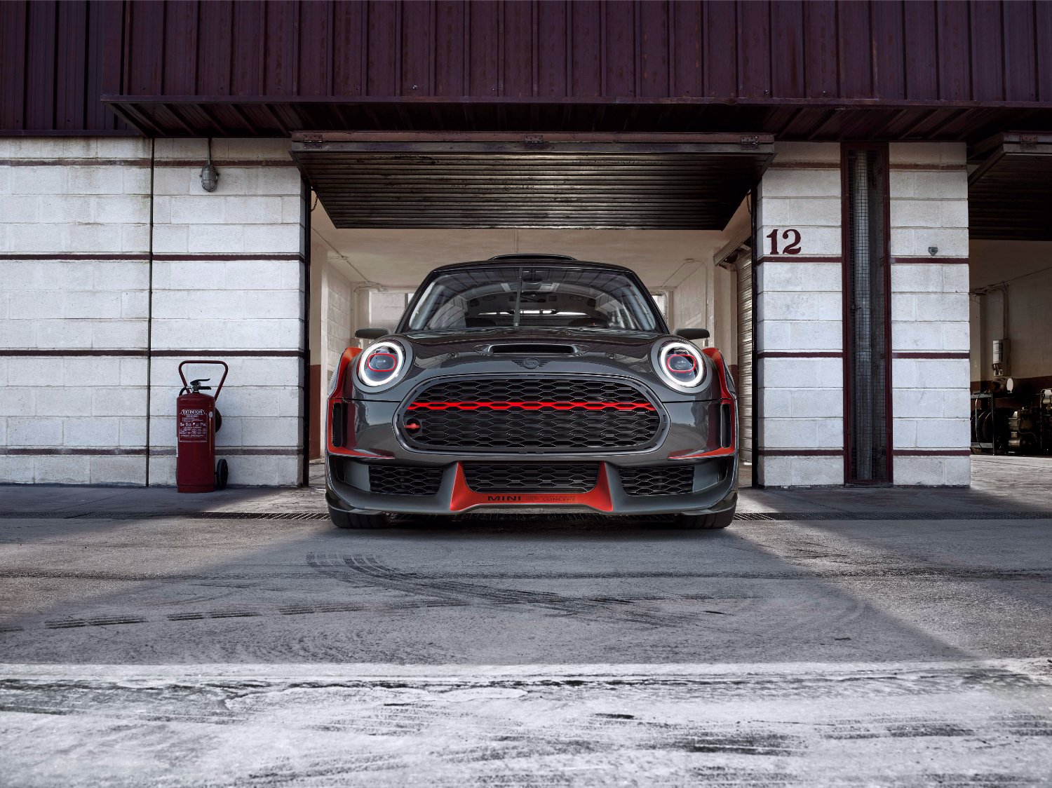 The MINI John Cooper Works GP Concept: Racing without compromise. MINI presents design study at the IAA Cars 2017.