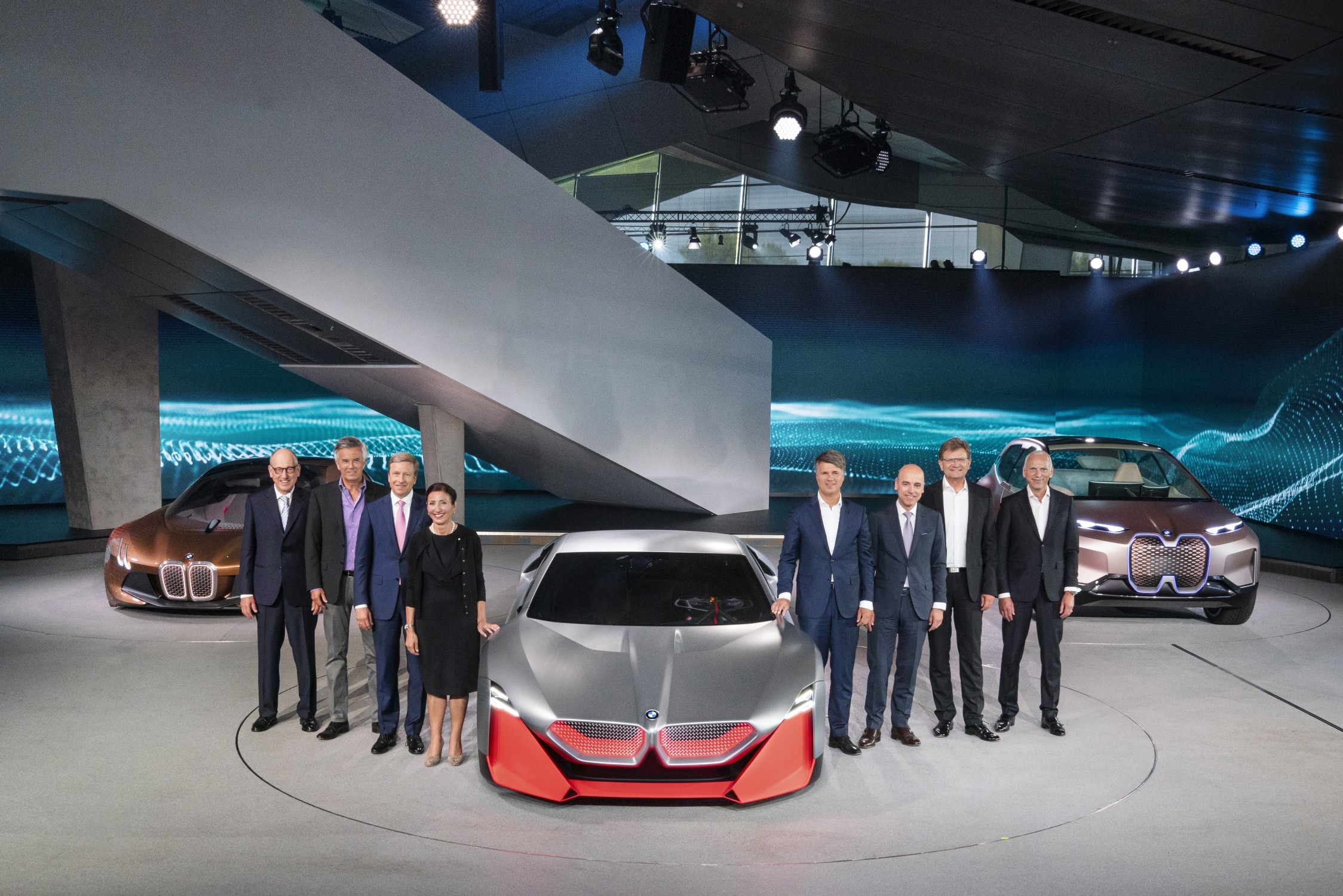 Fully charged, two years ahead of schedule: BMW Group steps up the pace of e-mobility expansion