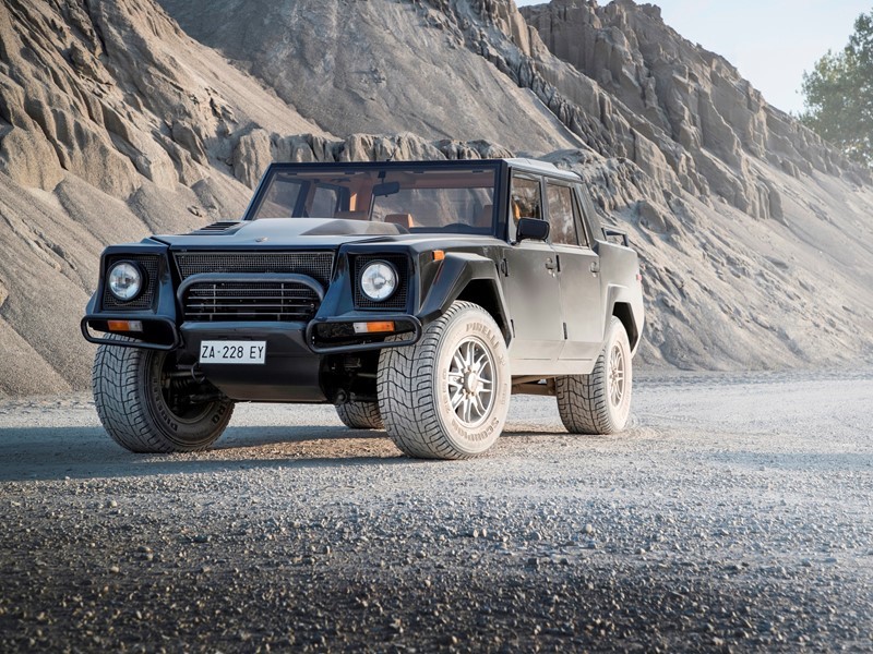 Lamborghini Looks Back on its First SUV : The LM002